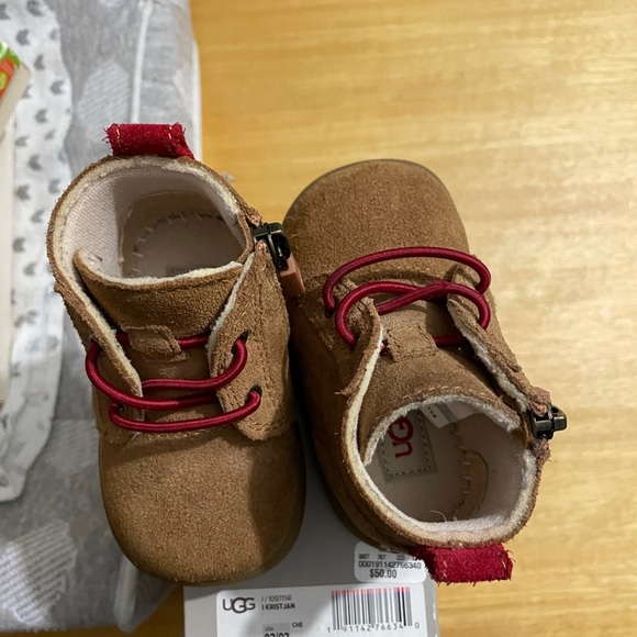Infant Ugg boots - Picture 2 of 3